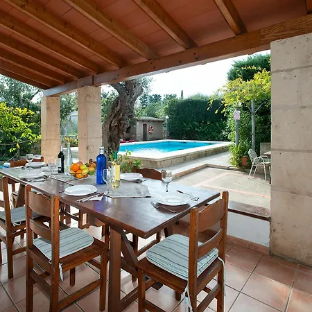 Owl Guillermo - Rustic Villa *